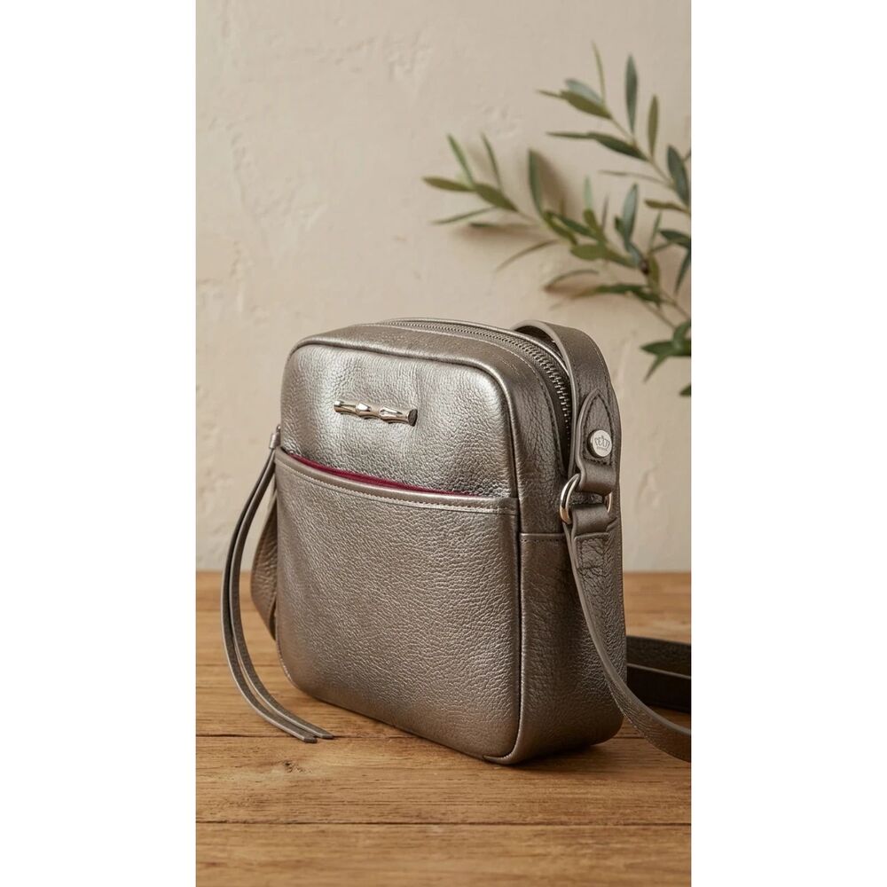 Elaine Turner Pewter metallic Leather Bag | Sz OS